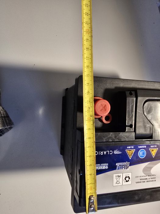 Sprzedam akumulator rozruchowy Warta