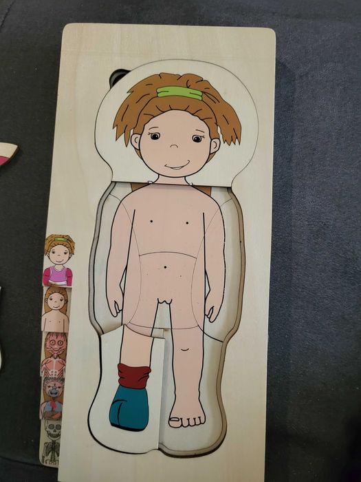 Puzzle drewniane ciało człowieka