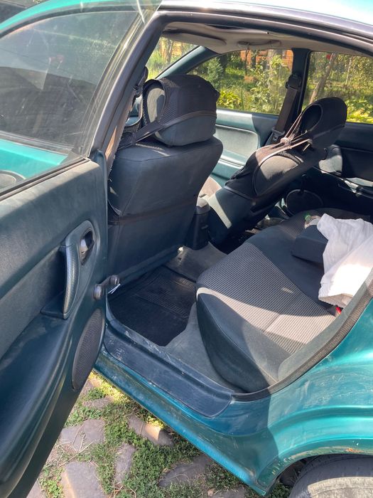 Продам Mazda 323F