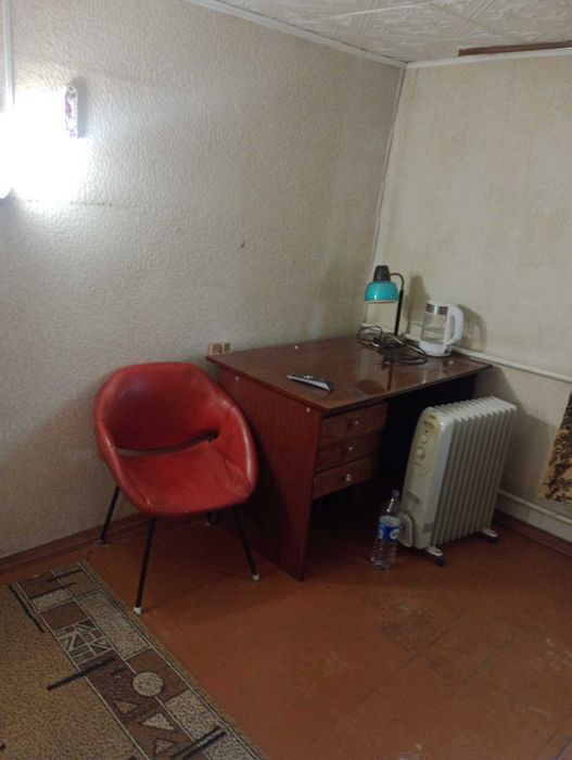 Здам частину будинку