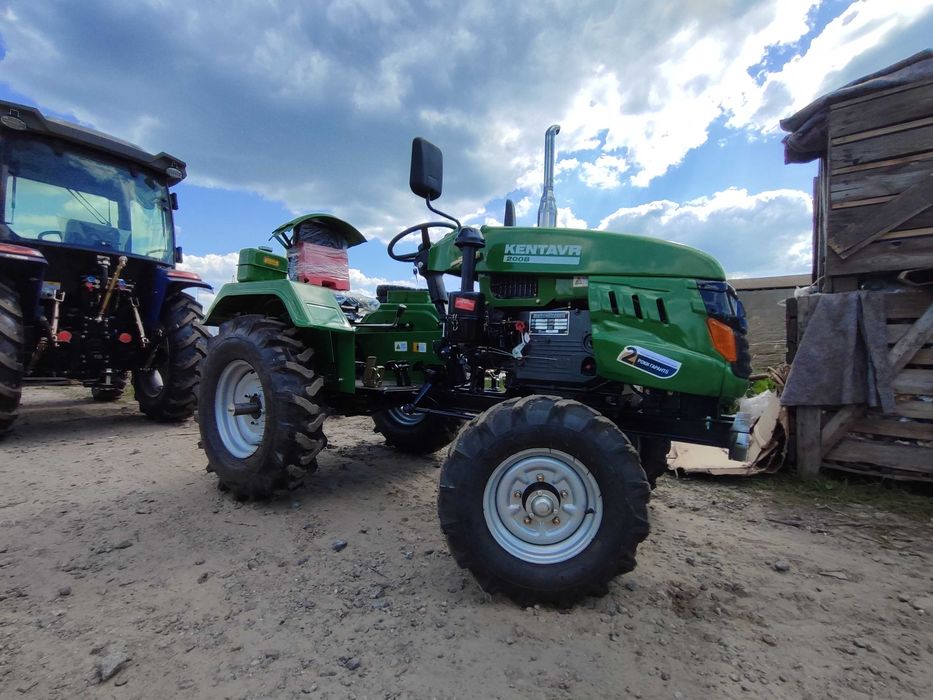 Мототрактор Кентавр 200В 2025 года с фрезой и плугом