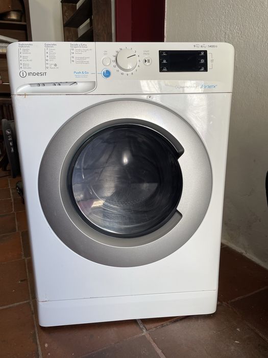Máquina de lavar e secar Indesit Innex, 9kg/6kg