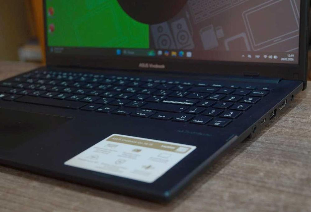 ГАРАНТІЯ Asus (IPS/ AMD Athlon Gold 7220U/RAM 8гб DDR4/SSD 256гб)TVOYO