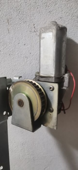 Штанга с привода и раздвижных дверей