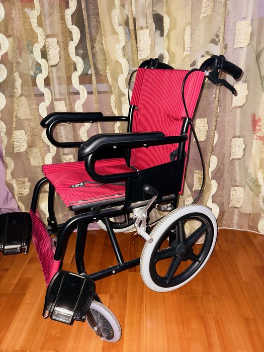 Инвалидная коляска