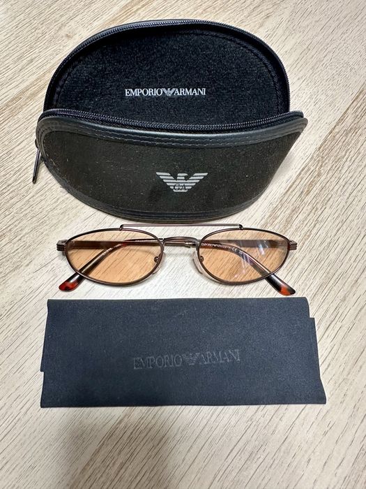 Солнцещахисні окуляри Emporio Armani