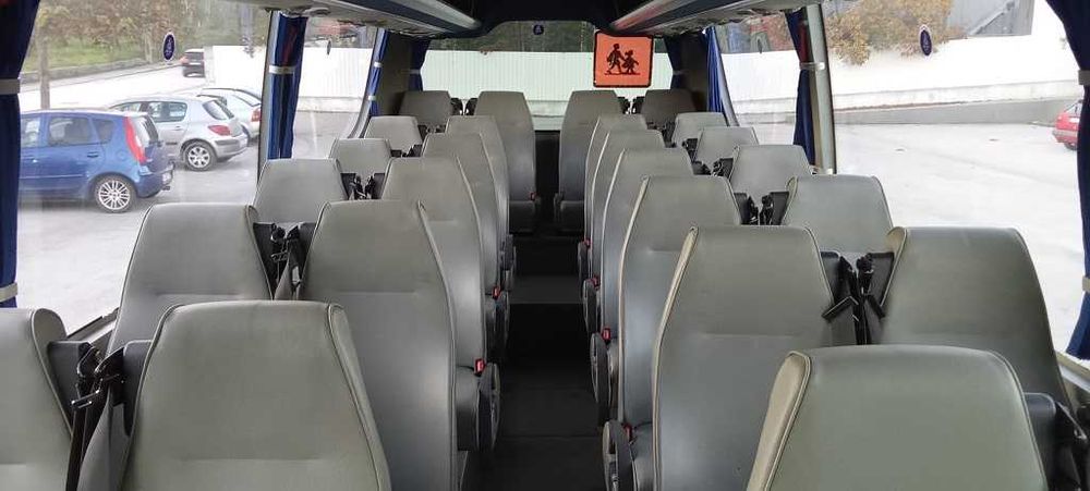 Minibus / Autocarro Atomic IVECO 390 (177cv) 27 Lugares