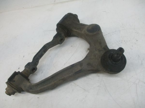 Braço de suspensão frente direito TOYOTA HiAce IV (LXH1_, RZH1_, LH1_)