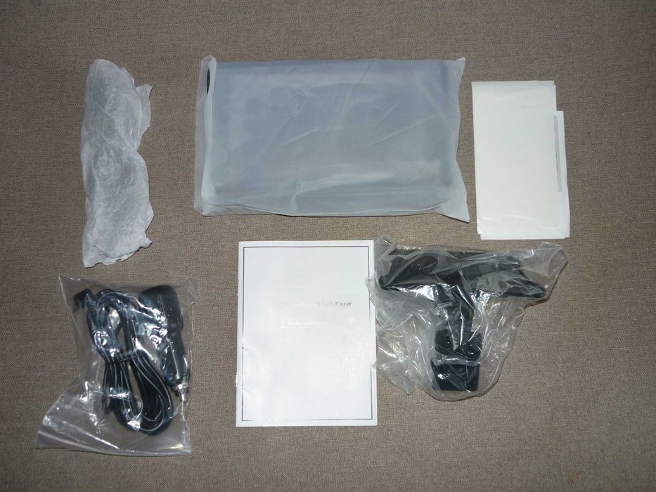 Monitor samochodowy CarPlay i Android Auto