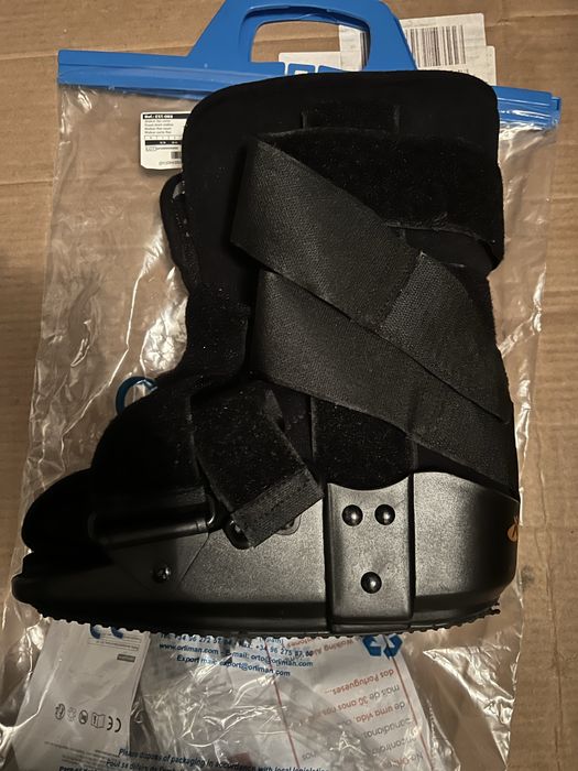 Bota ortopédica ajustavel