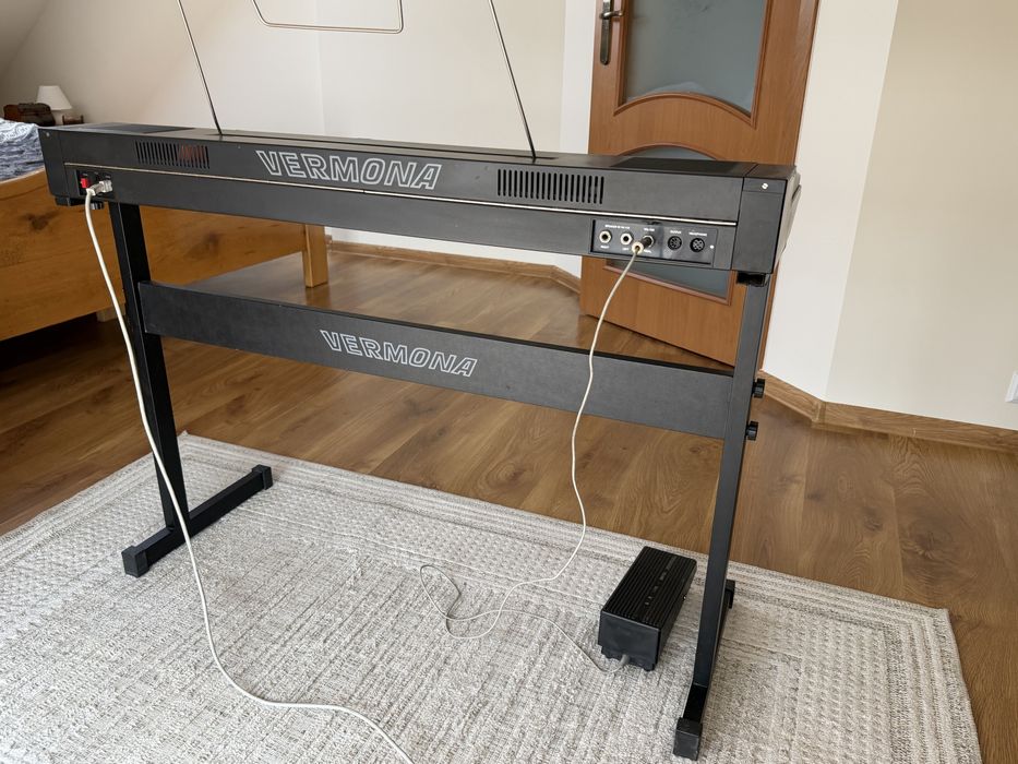 Keyboard Vermona 5 oktaw