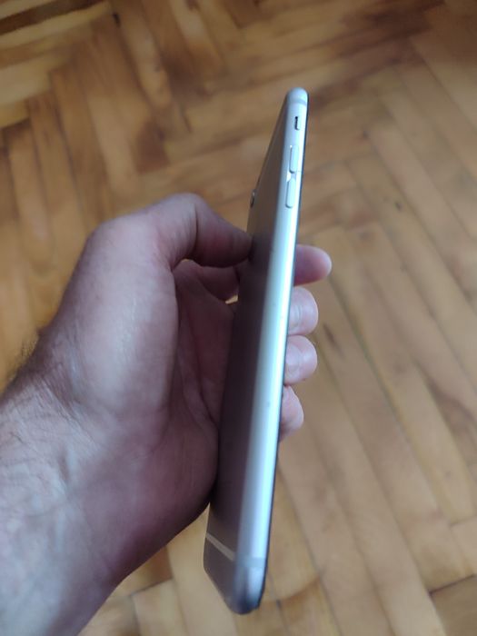iPhone 6 S plus.