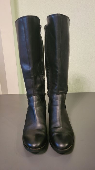 Чоботи жіночі шкіряні