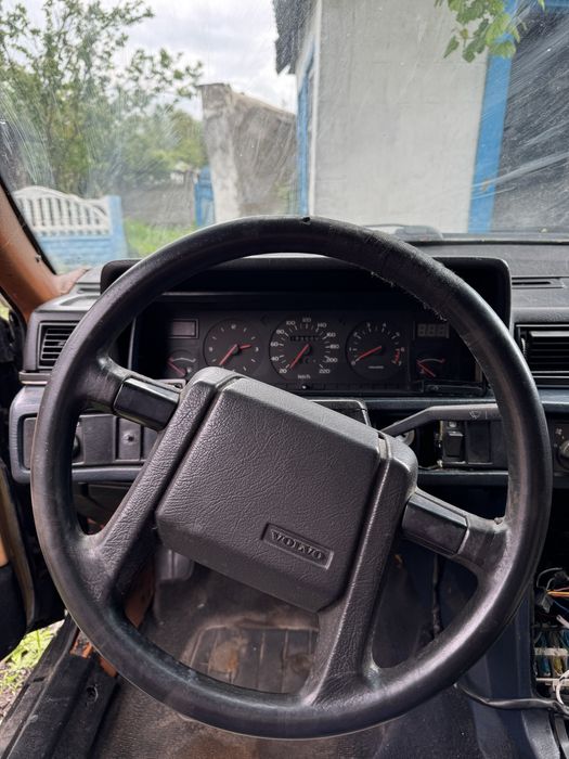 Продам Volvo 740 1986 року