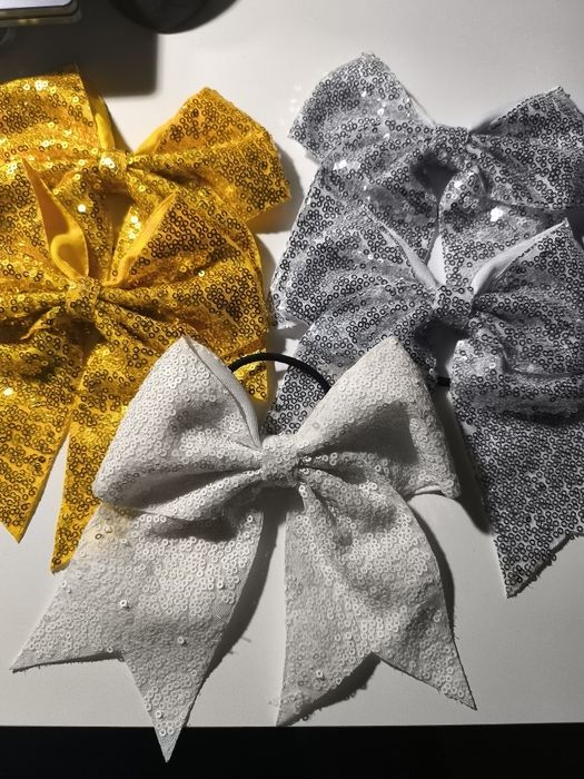 Kokardki do włosów