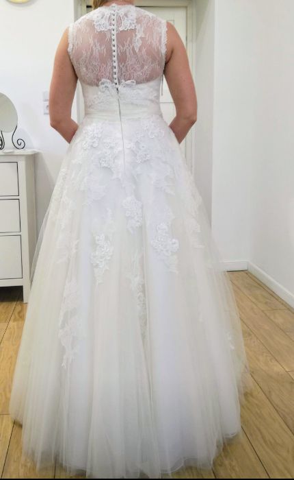 Koronkowa Suknia ślubna Princeska Pronovias 38/40