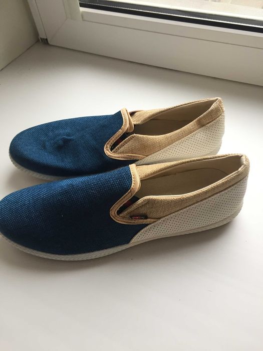 Взуття чоловіче Мокасини