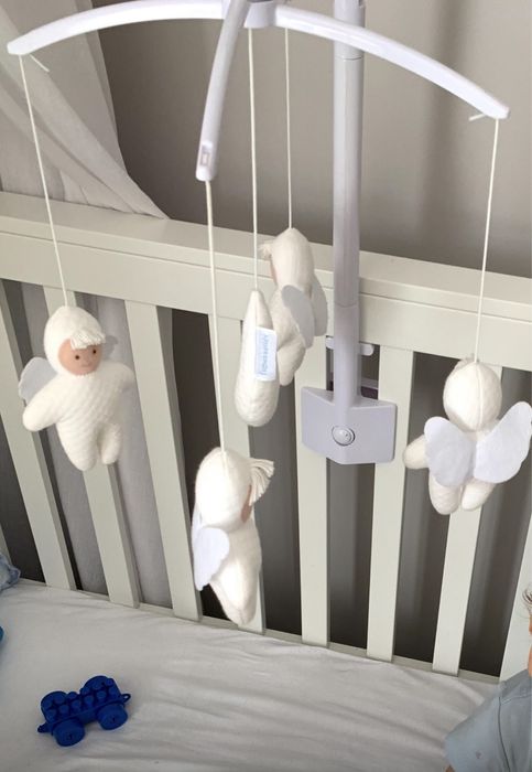 Karuzela aniołki z pozytywką chmurką Caramella