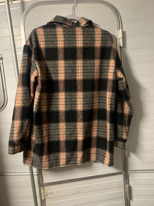Casaco de frio cadrez tamanho L