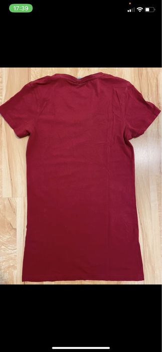 Promo doro M czerwona bluzka t-shirt dłonie i stopy bardzo ciągliwa