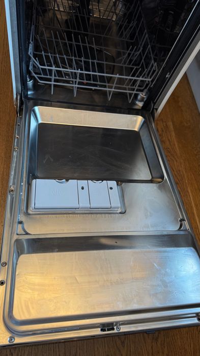 Вбудована посудомийна машина 45 см Zanussi ZDV91200FA
