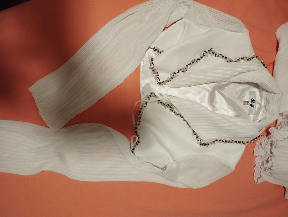 Святкове плаття на брітелях з жилетом