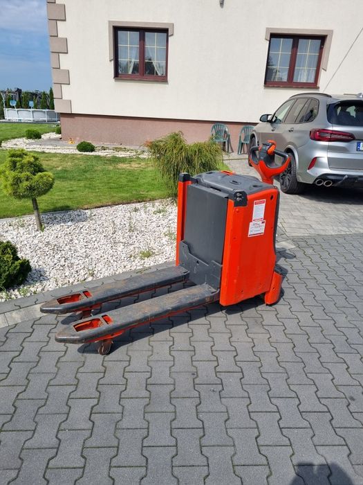 Linde T16L paleciak elektryczny z masztem  sztaplarka (L12,L16)