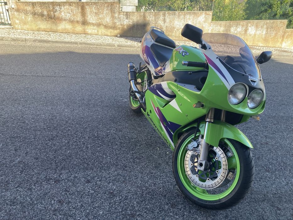 Kawasaki zxr 750