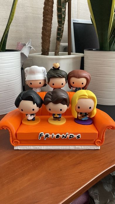 Диван для фігурок Friends з McDonald's