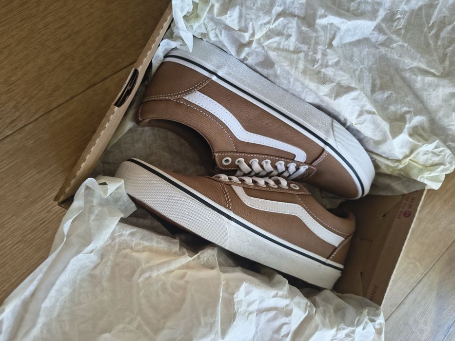 Nowe sneackersy VANS Wars Canvas Tobacco r. 40 25,5 cm