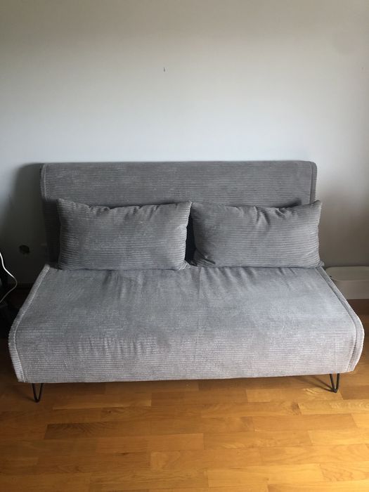 Sofa cama em bombazine