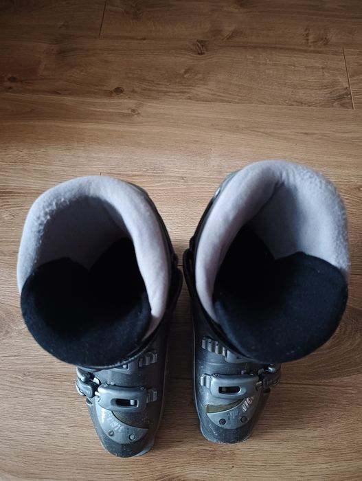 Sprzedam buty narciarskie