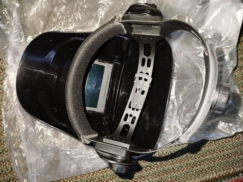 Маска сварщика хамелеон сварочний шлем