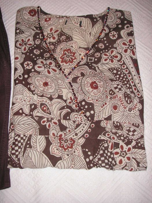 Calções Yessica da C&A e Túnica / T Shirt Natura