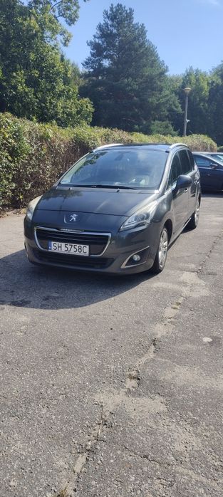 Peugeot 5008 2.0  2016 rok