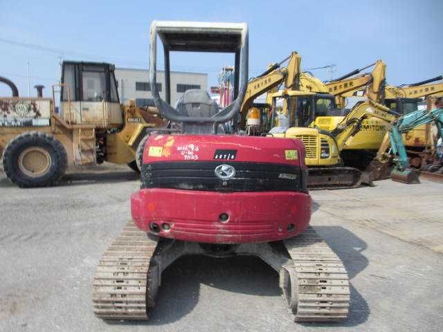Гусеничний екскаватор KUBOTA U40-5