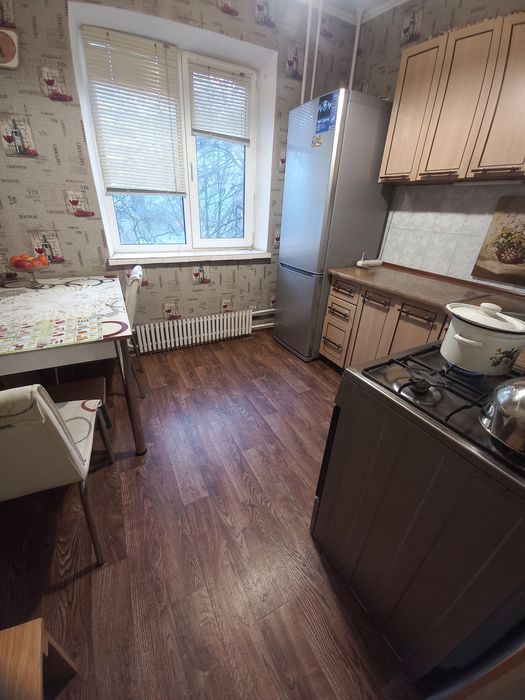 однокімнатна з ремонтом