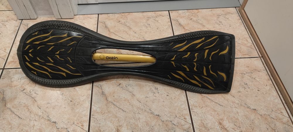 Deskorolka dwukołowa