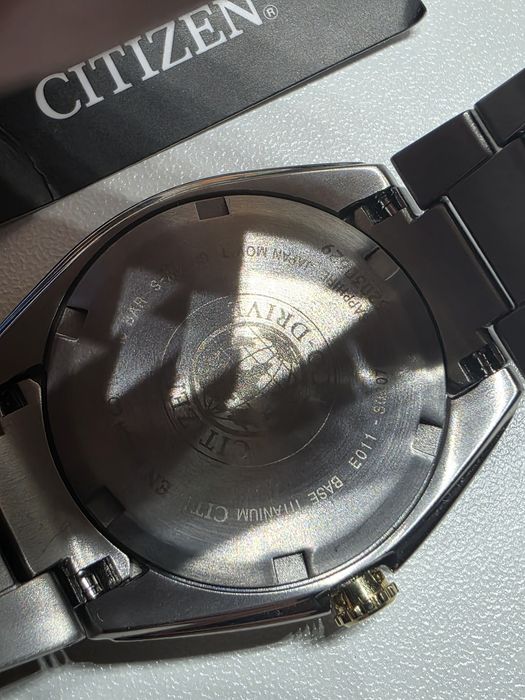 Zegarek damski Citizen Super Titanium Eco-Drive ew2214-52a