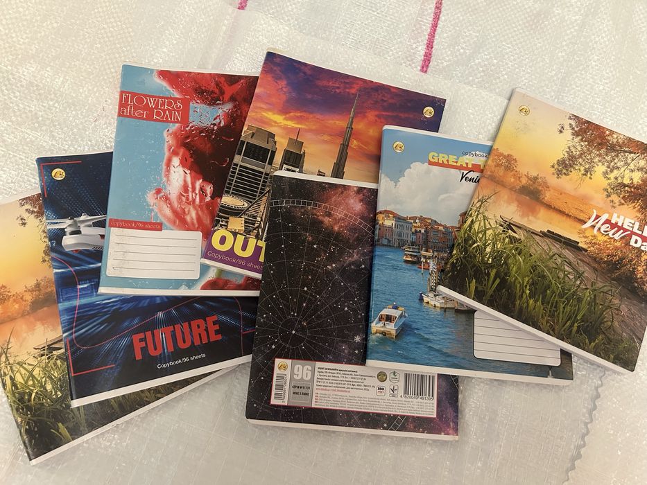 Зошити в клітинку 96 аркушів