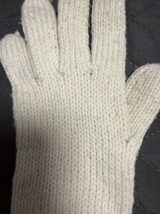 białe rękawiczki damskie dziergane S
