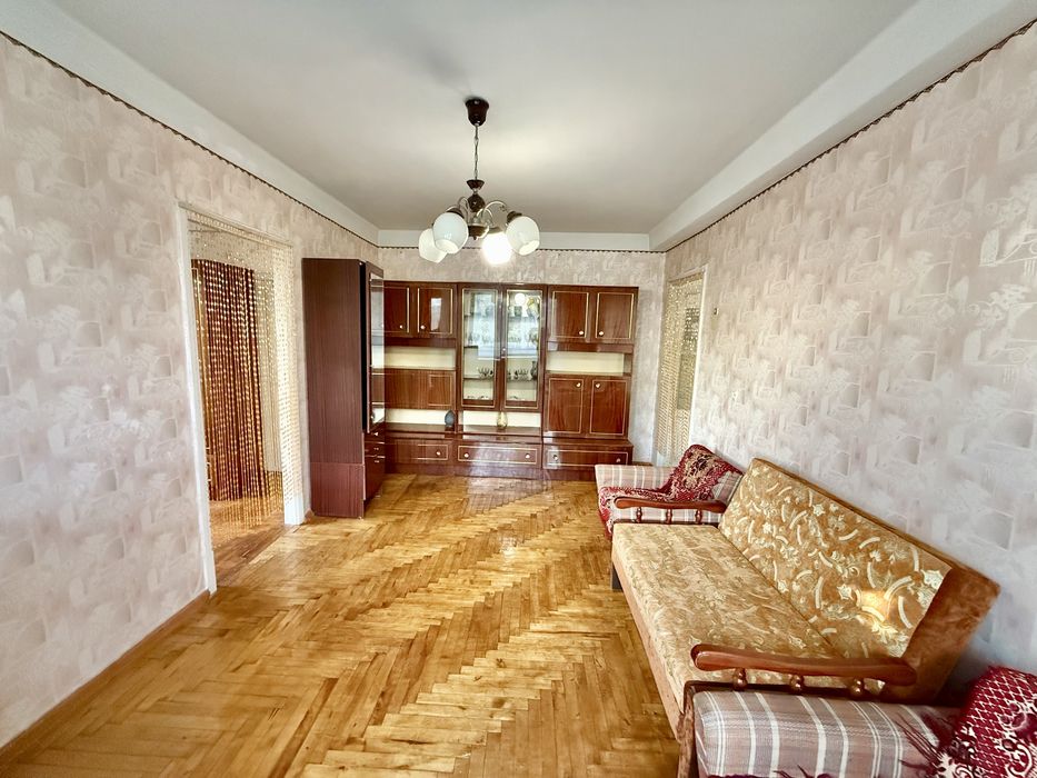 Продаж 2 кімнатної квартири вул. Патріотична