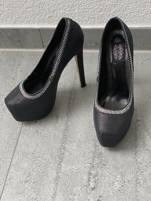 Szpilki czarne buty na obcasie 37