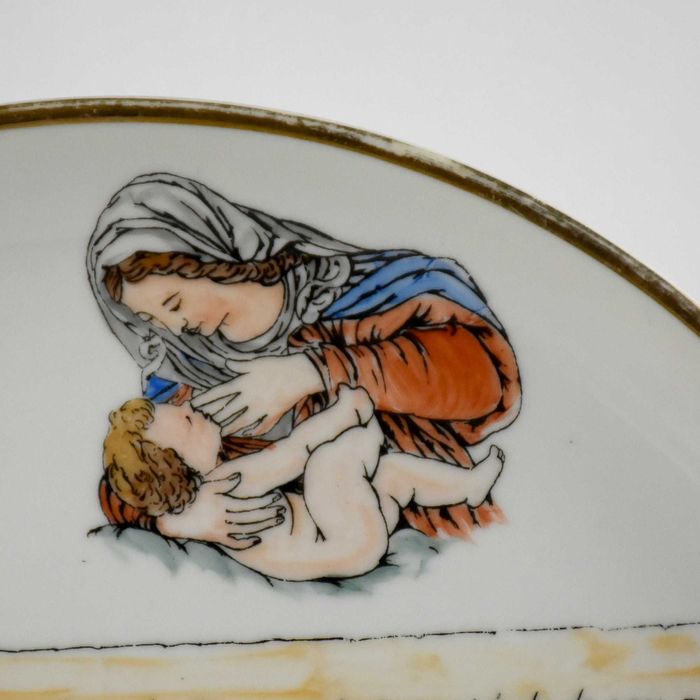 Prato em porcelana Artibus dedicado à MÃE, Nº 4