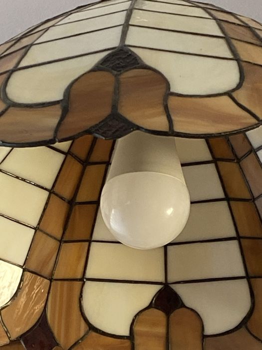 Lampy witrażowe, styl Tiffany, szkło