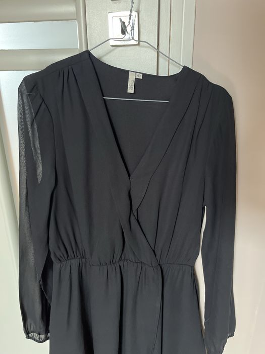 Sukienka czarna mini kopertowa 38M