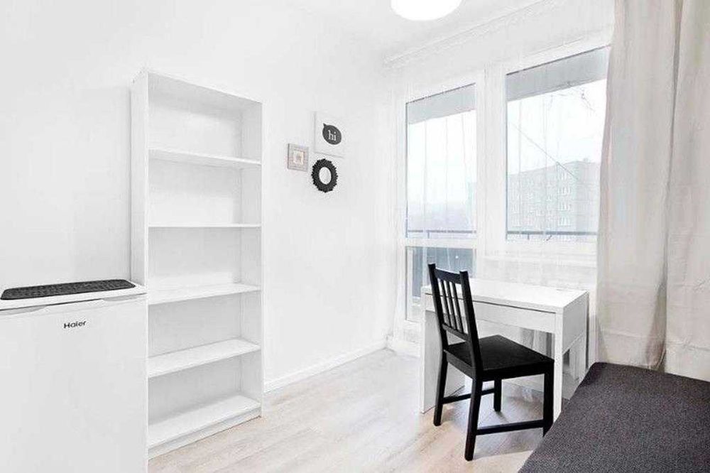 Pok. 1-os z prywatną lodówką ul. Beniowskiego Gdynia Grabówek od zaraz