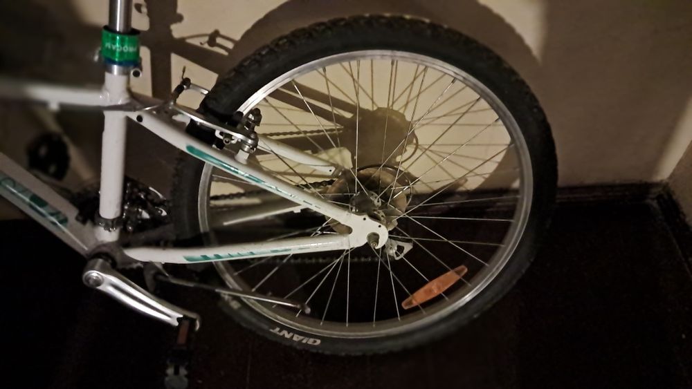 Rower Giant areva mìętowo -biały