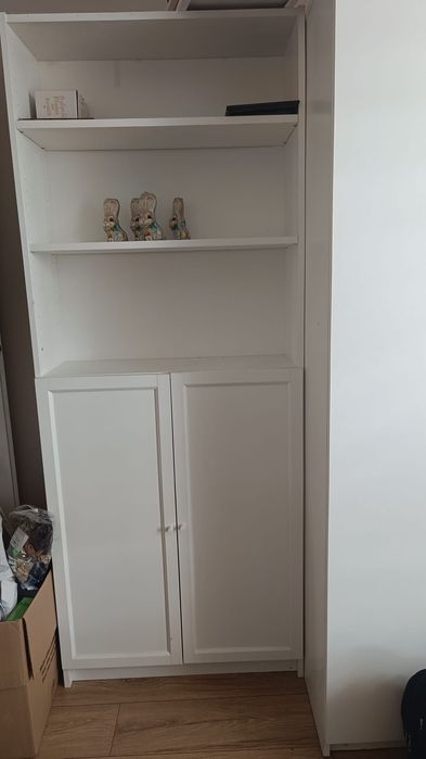 Sprzedam szafę trzy drzwiową szafkę i  słupek