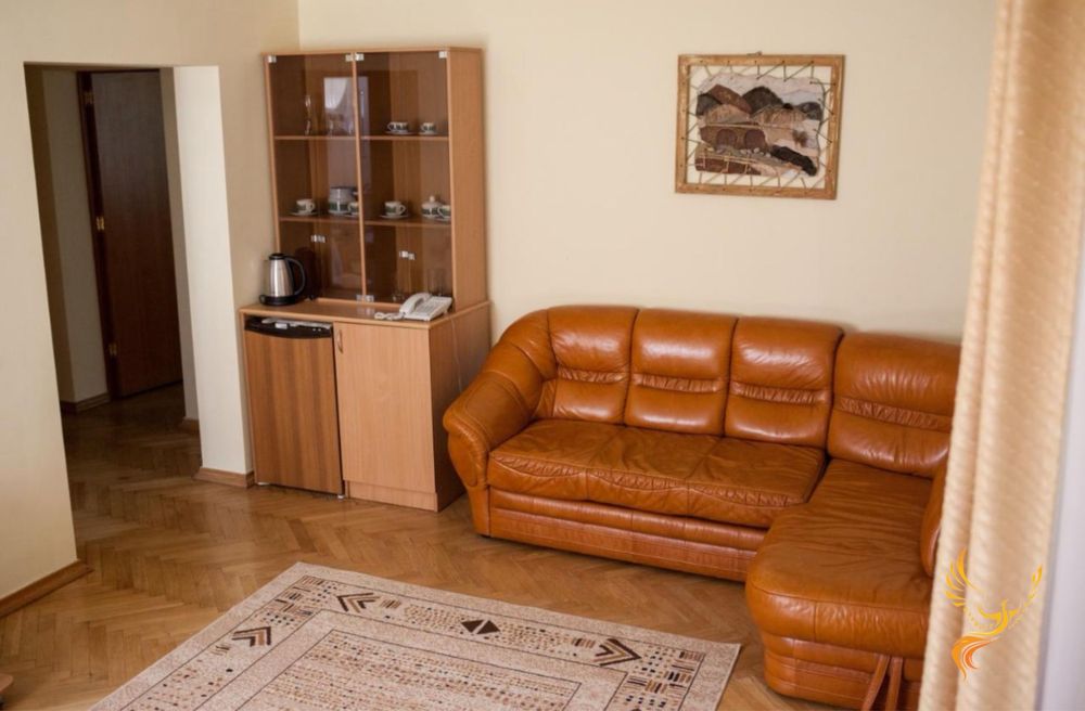 Продається прибутковий готельний комплекс у серці Карпат — м. Яремче!